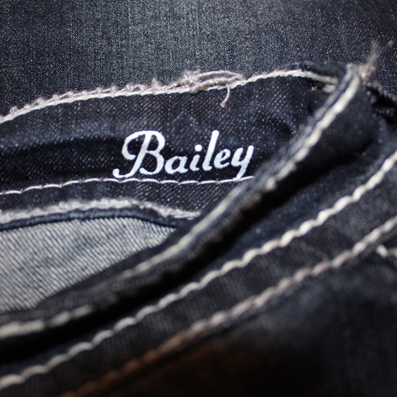 ⋆ SOLD ⋆ - Picture 3 of 7